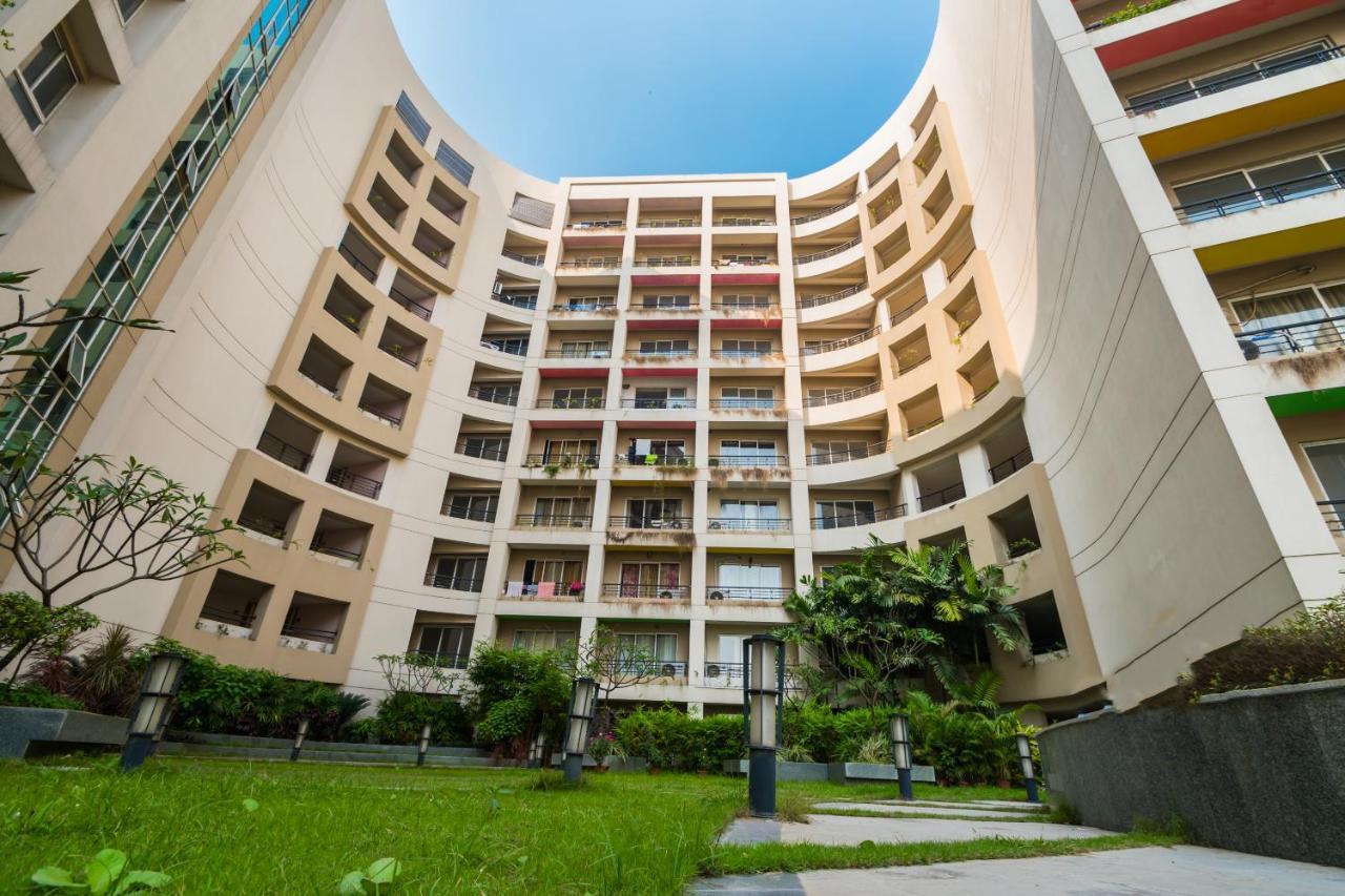 Capital O 10212 Hotel West Willows Xanadu 加尔各答 外观 照片