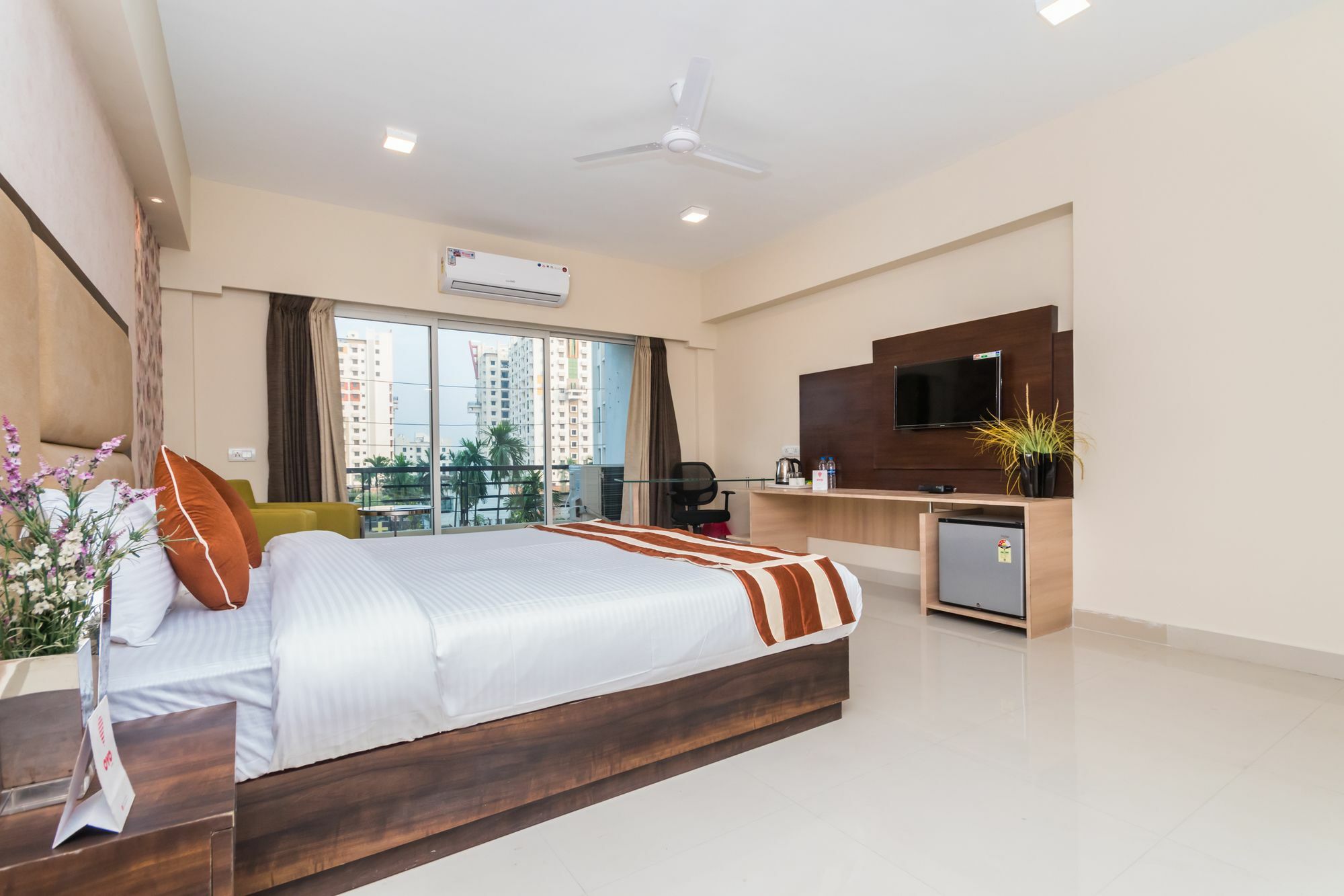 Capital O 10212 Hotel West Willows Xanadu 加尔各答 外观 照片
