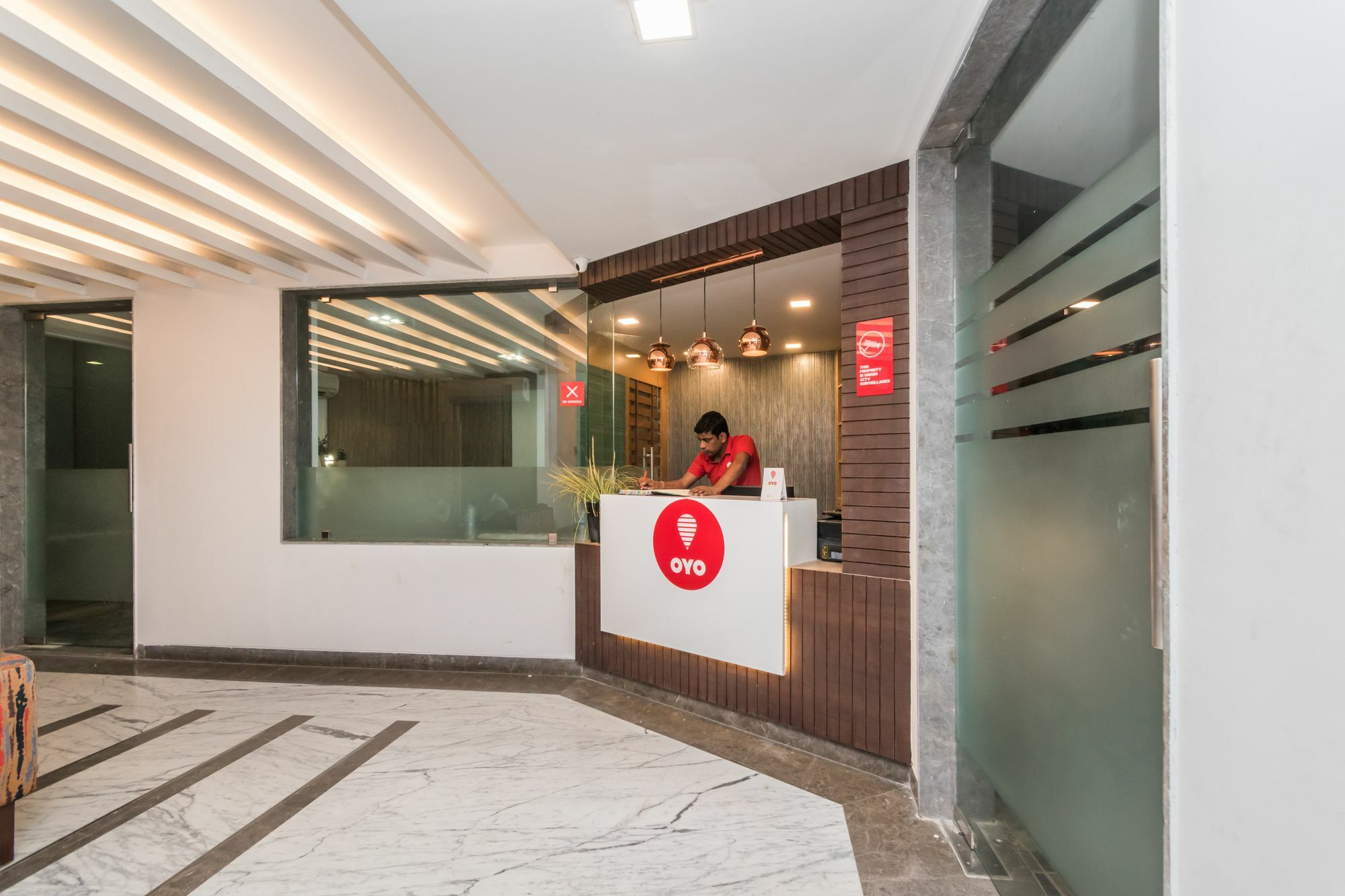 Capital O 10212 Hotel West Willows Xanadu 加尔各答 外观 照片